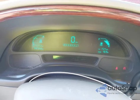 2003 Cadillac Deville Standard z USA, uszkodzony, nr VIN 1G6KD54Y43U185776